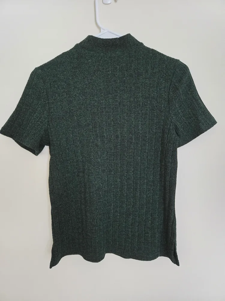 Suzy Shier Green Top - Size M/M image indicator(3)