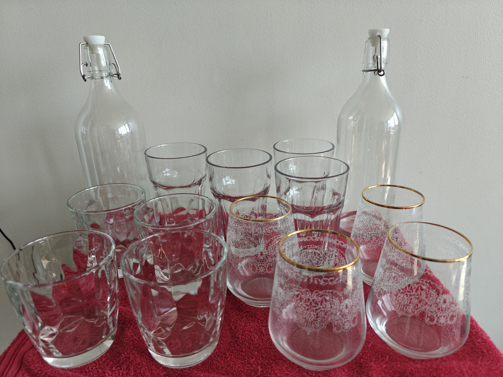 Glass Drinkware Set: Bottles & Glasses - photo 2