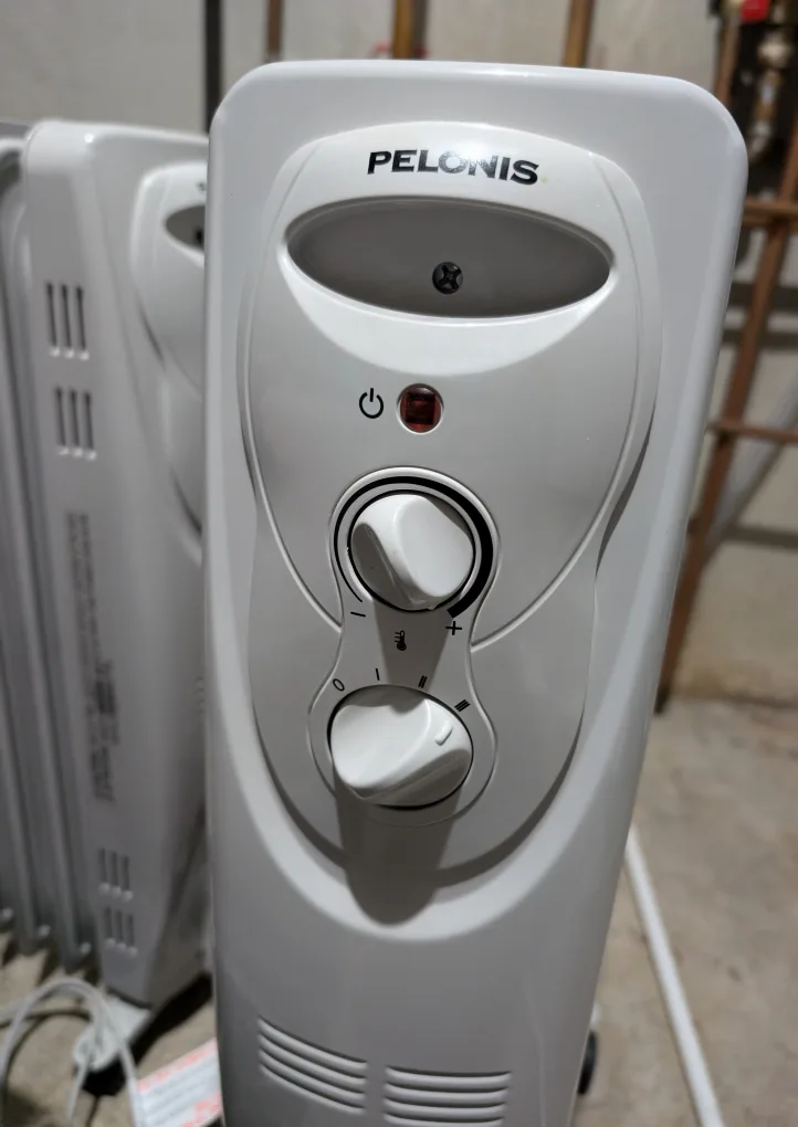 Two Pelonis Oil-Filled Radiator Heaters $50 EACH thumbnail