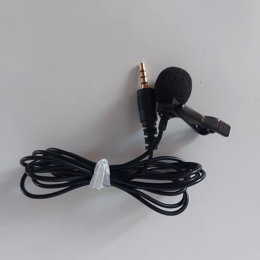 As NEW - 1080P Webcam W2A with Tripod and Microphone image indicator(4)