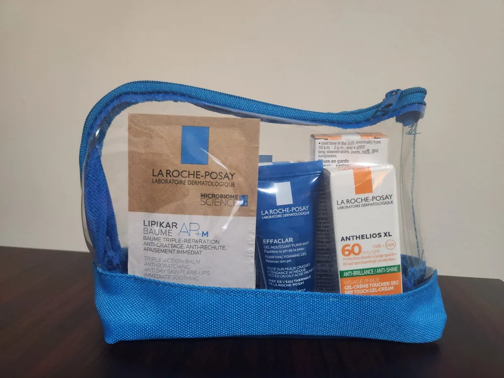 La Roche-Posay Skincare Set image indicator(2)