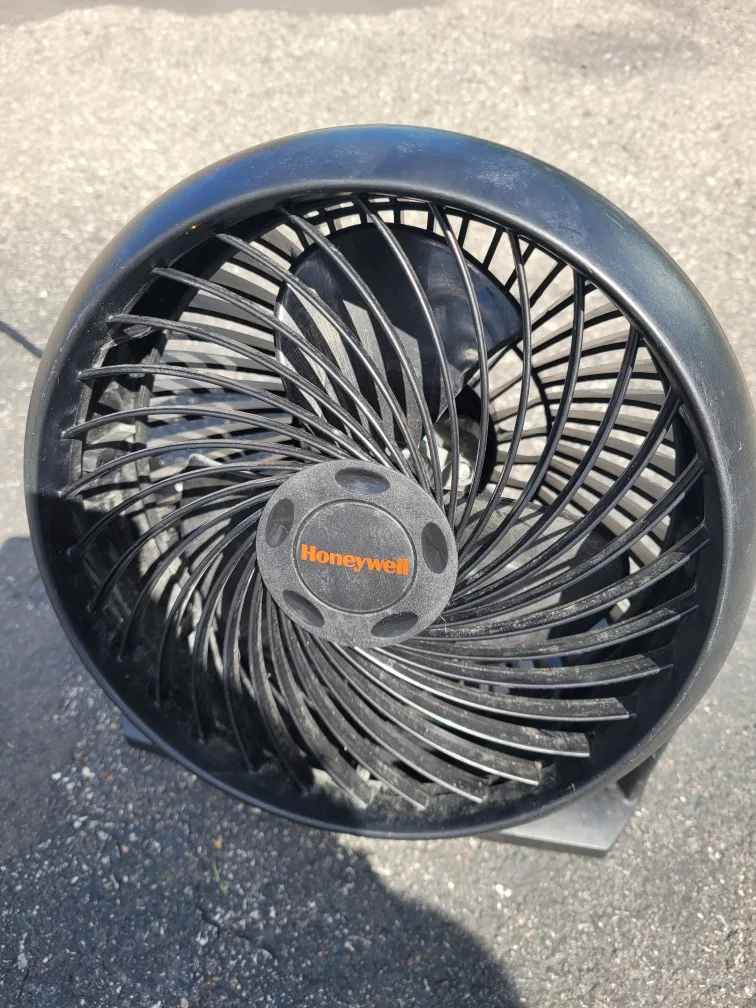 Honeywell HT-900 Black Fan thumbnail
