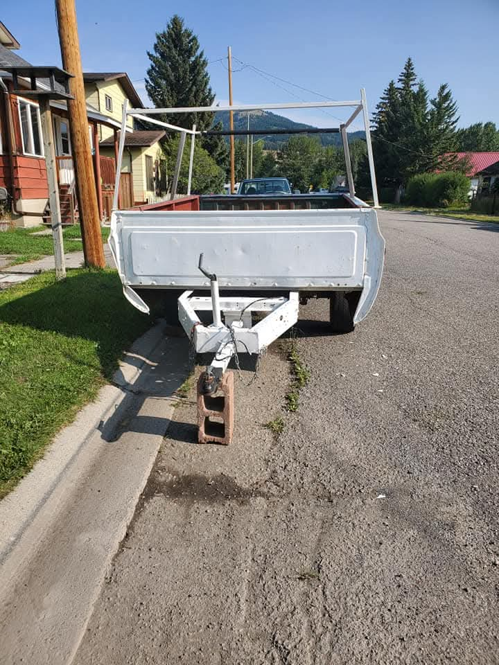 Utility trailer - photo 2