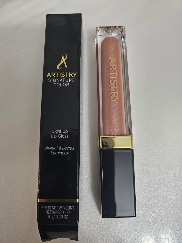 Artistry Signature Color Light Up Lip Gloss *NEW thumbnail