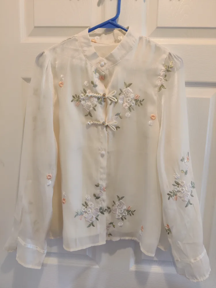 New Embroidered Cream Blouse size M thumbnail