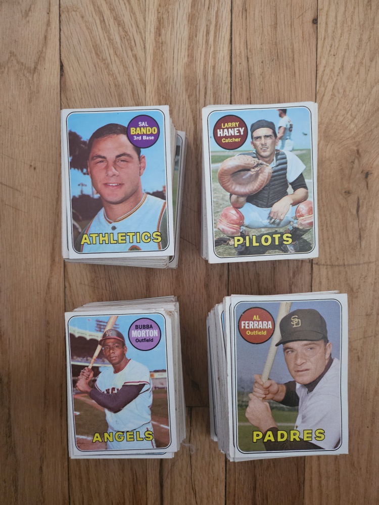69 TOPPS BASEBAL CARDS - photo 2
