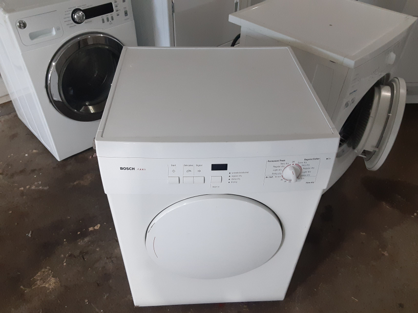 Bosch Dryer 24" free delivery