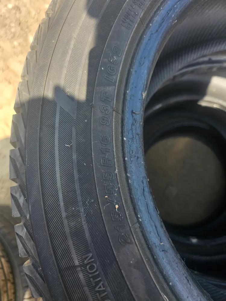 Yokohama IceGuard IG52c 215/55R16 Tires image indicator(3)