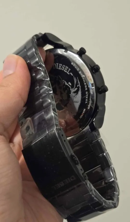 Diesel Gold/Black Watch image indicator(2)