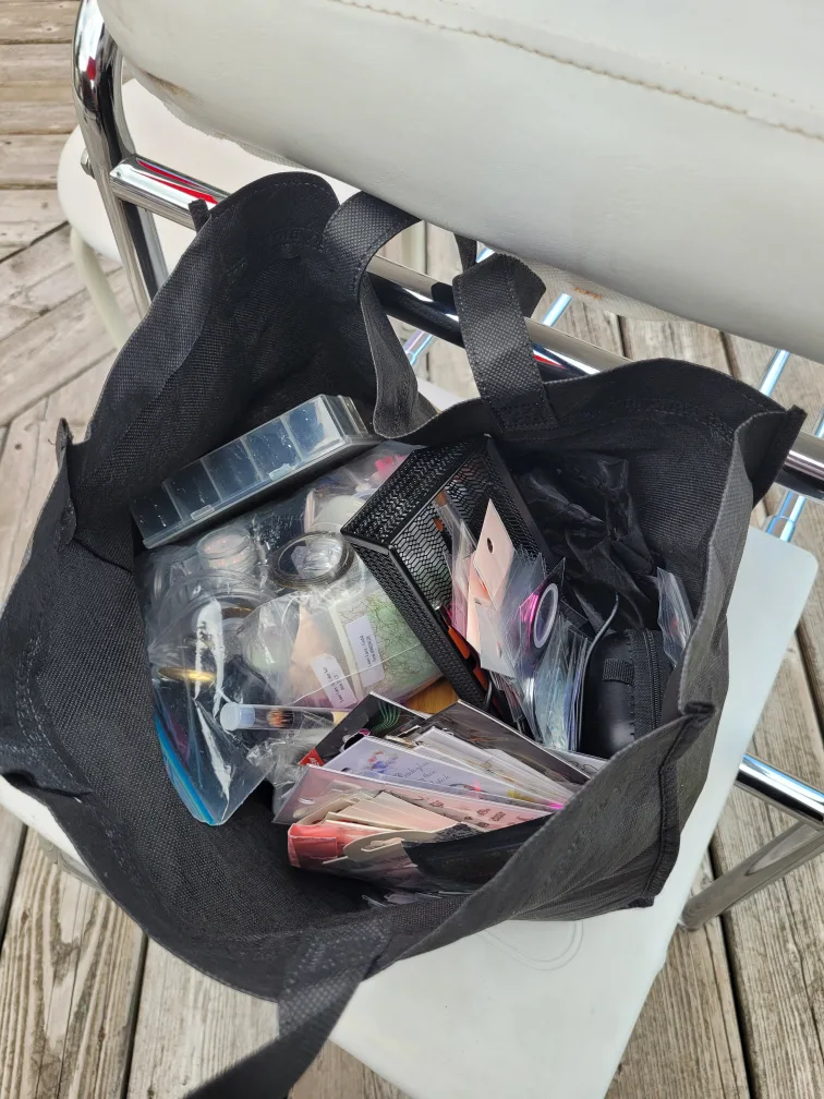 White Pedicure Chair image indicator(3)