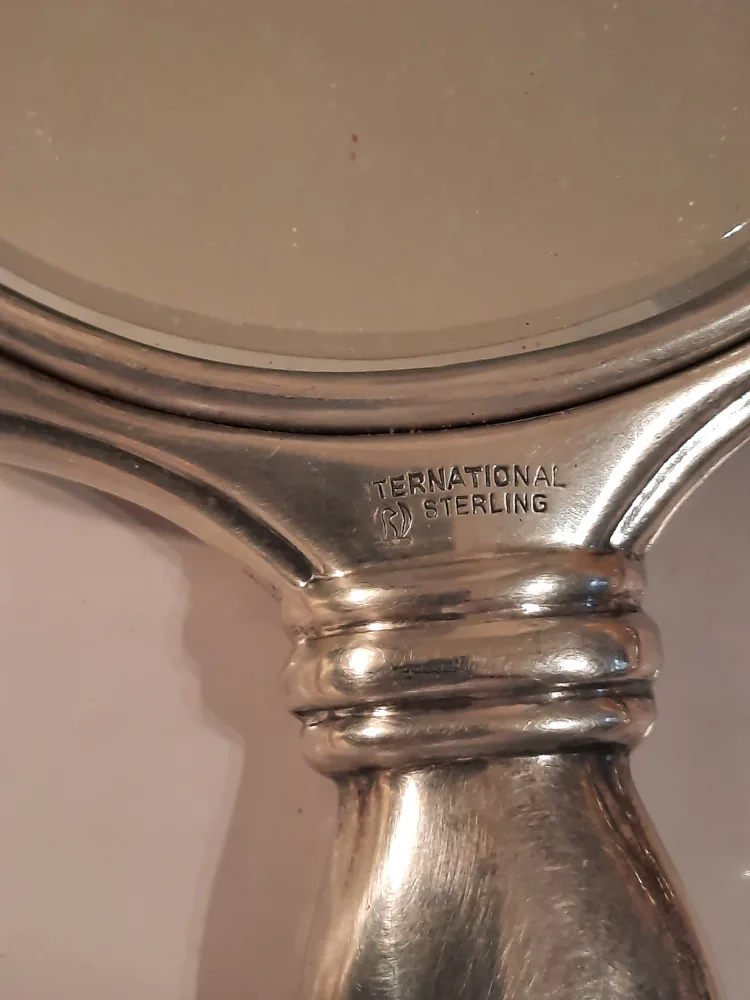 Vintage International Sterling Vanity Set image indicator(4)