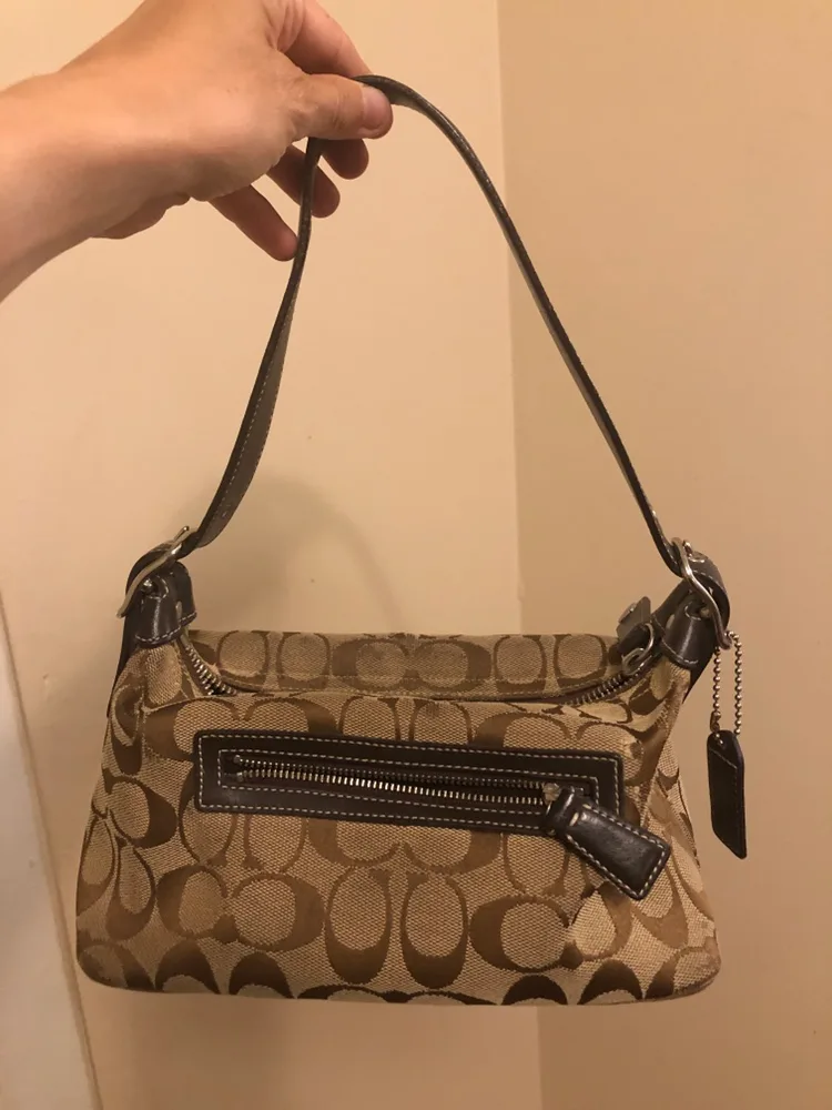 2 purses thumbnail