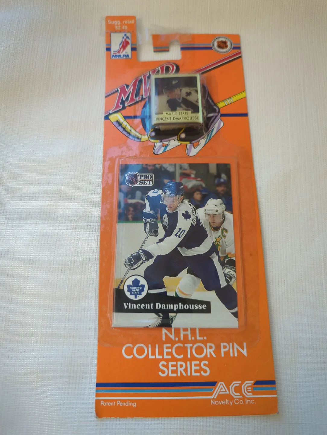 Vincent Damphouse card and pin set 1991 thumbnail