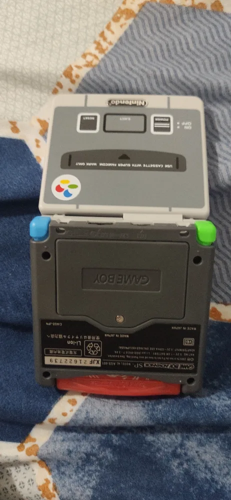 Nintendo Game Boy Advance SP Super Famicom Edition image indicator(2)