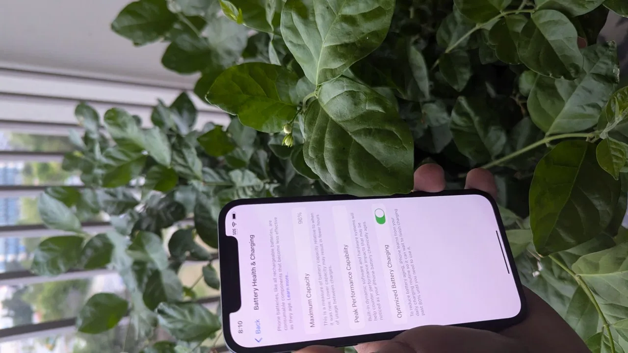 iPhone 12 - Black image indicator(3)