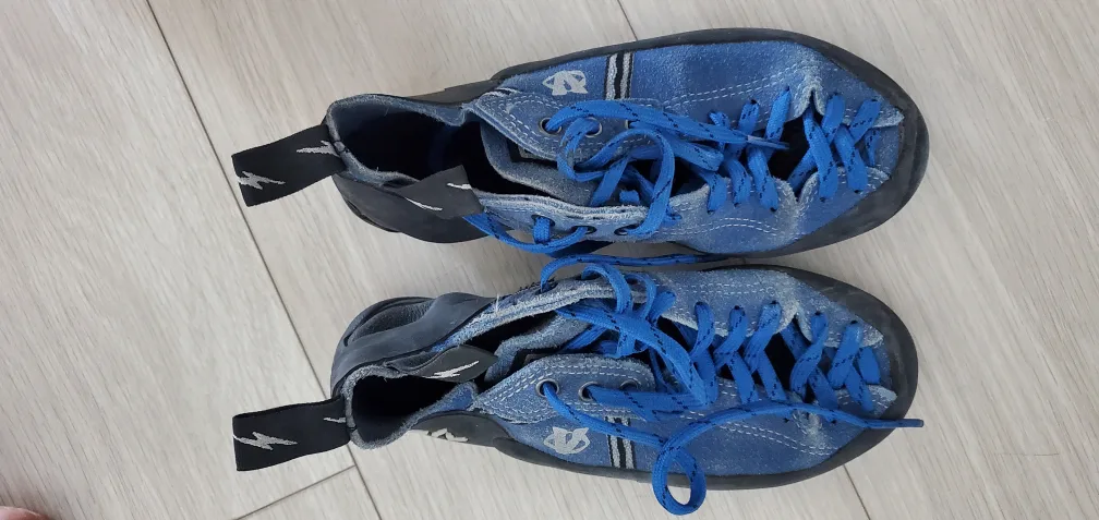 Five Ten Climbing Shoes - Size 37 (6US) thumbnail