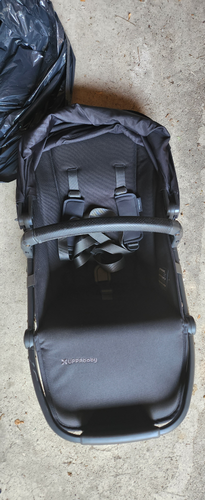 Used Uppababy Vista Stroller + extras - photo 5