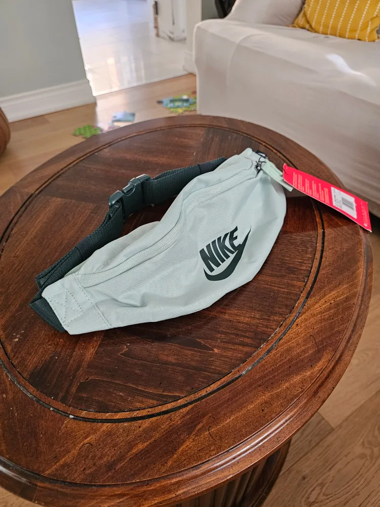 Nike Fanny Pack - Brand New thumbnail