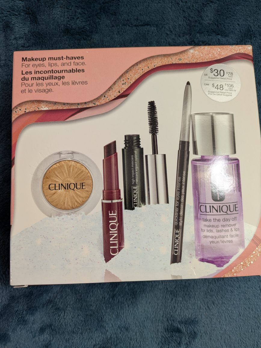 Clinique Makeup Must-Haves Set