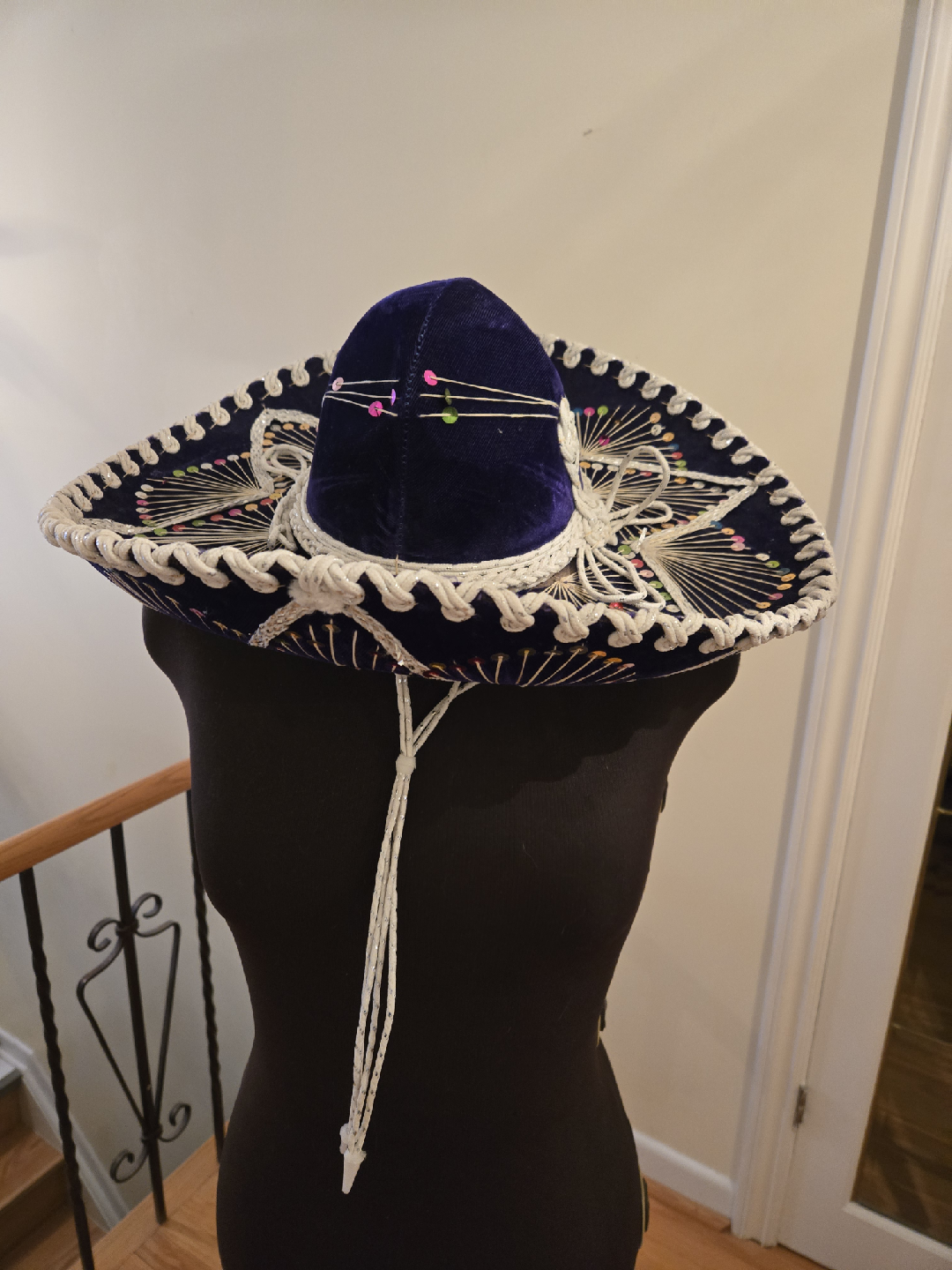 Blue velvet charro sombrero - photo 3