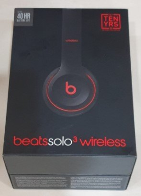 Beats Solo3 Wireless Headphones - Black & Red