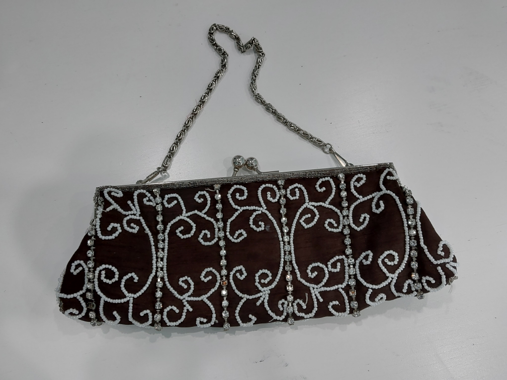 Assorted Clutch and Shoulder Bags - photo 3