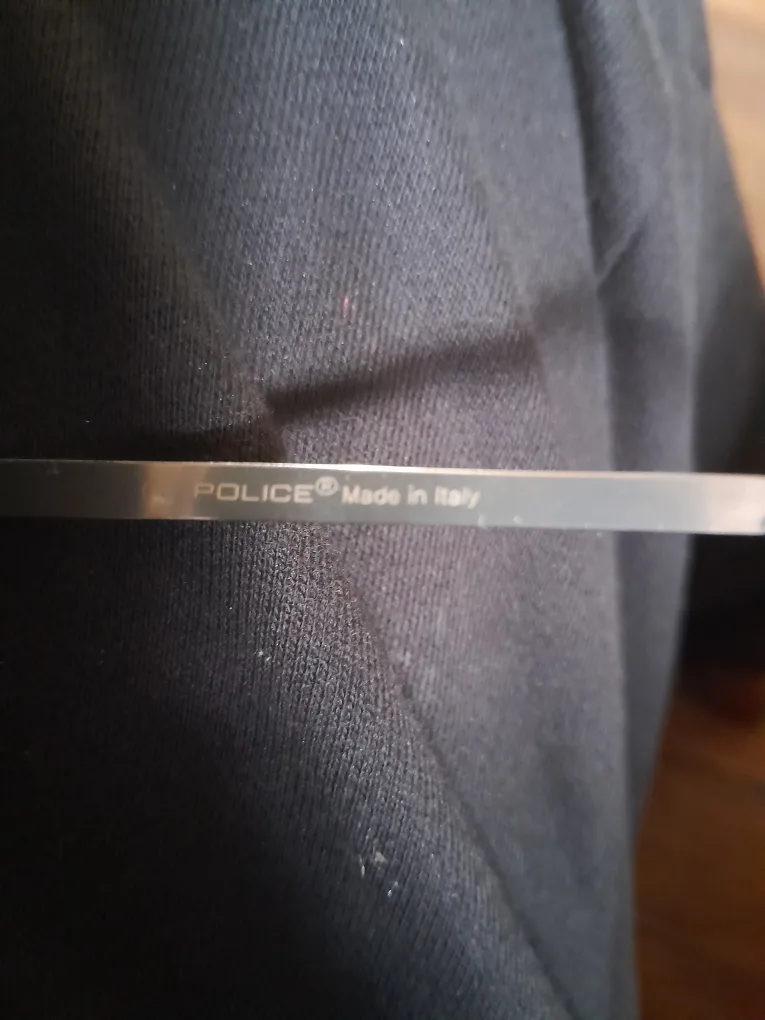 Police Sunglasses with Case image indicator(3)