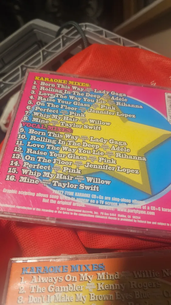 Party Tyme Karaoke CD+G Discs - Girl Pop 15 & Country Gold 3 image indicator(2)