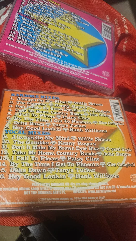 Party Tyme Karaoke CD+G Discs - Girl Pop 15 & Country Gold 3 image indicator(3)