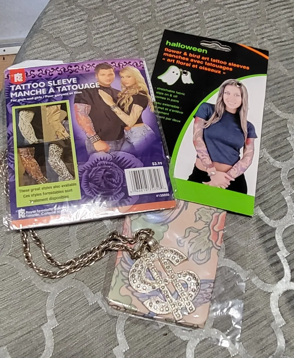 New Halloween Costume Accessories Bundle image indicator(4)