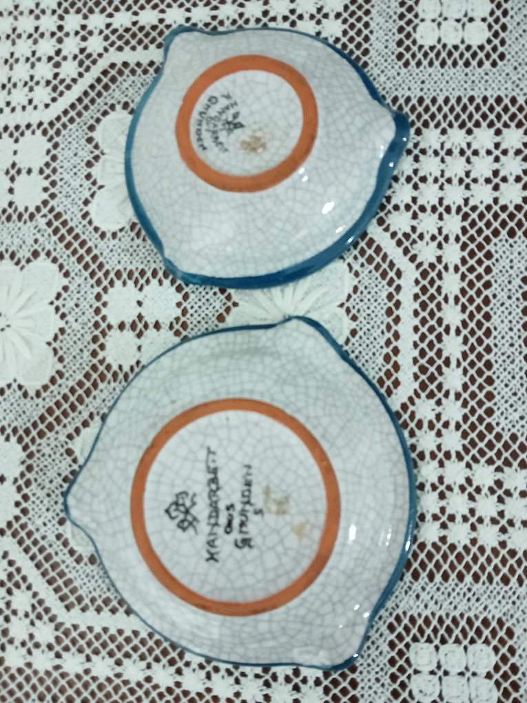 Handcrafted Ceramic Ashtrays - Set of 2 - photo 4