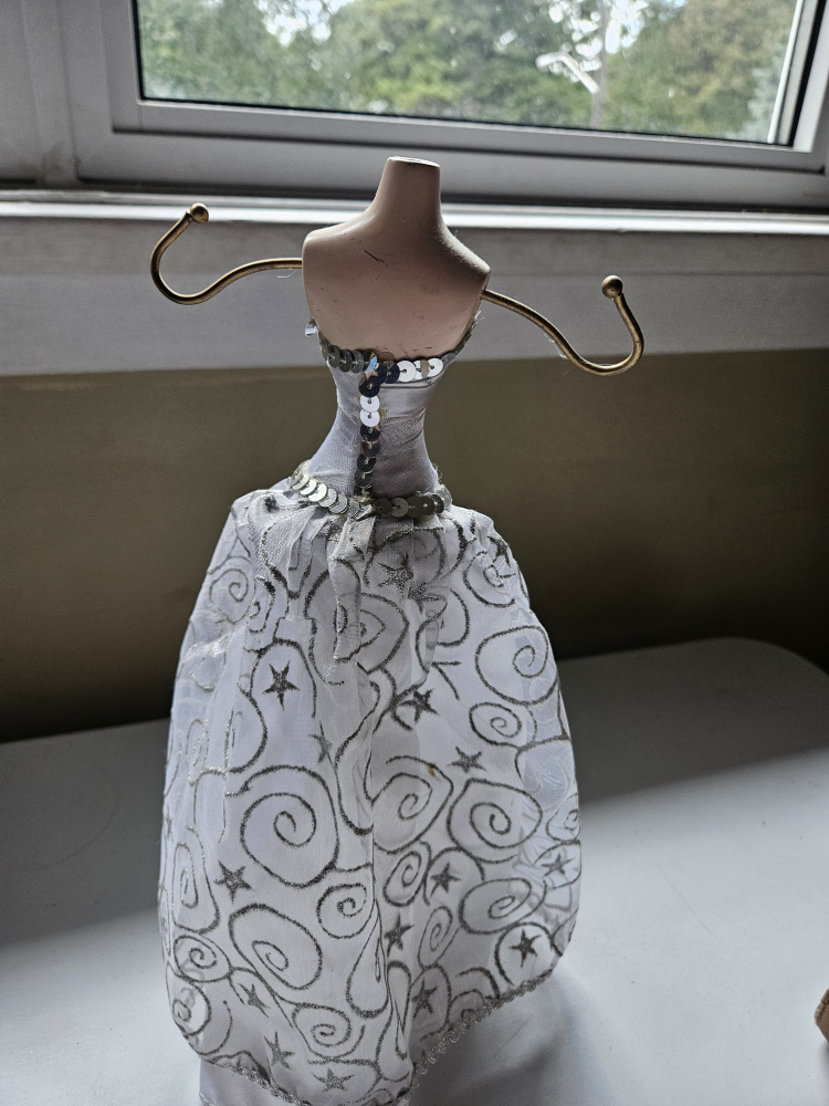 Dress Form Jewelry Holders - photo 3