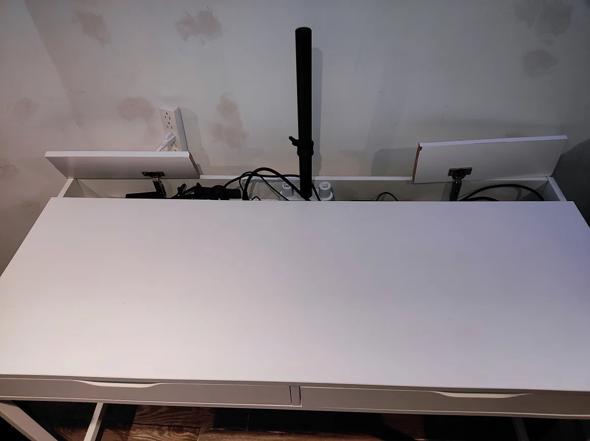 IKEA Alex Desk - White image indicator(4)