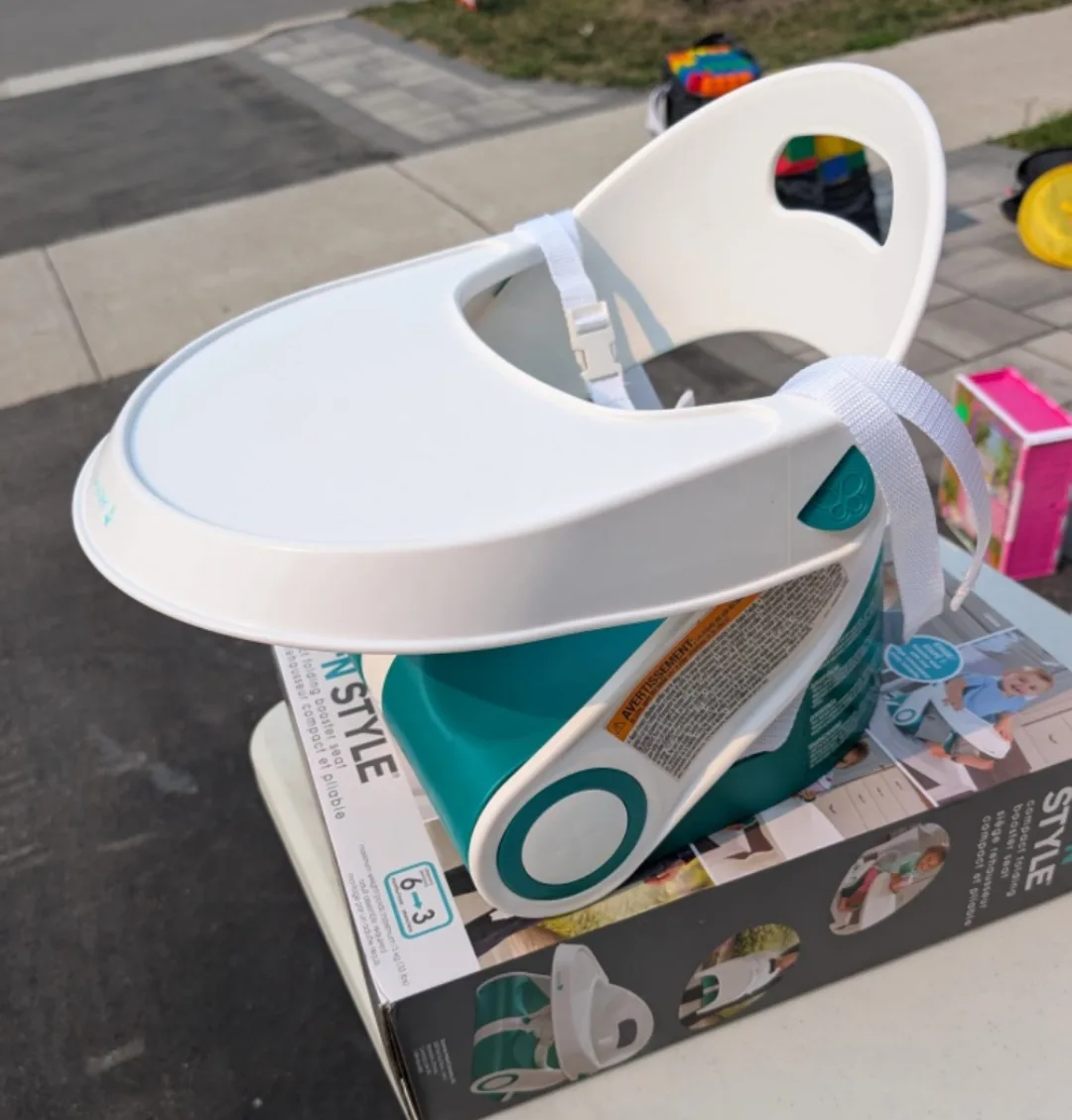 Summer Infant Sit 'n Style Booster Seat thumbnail