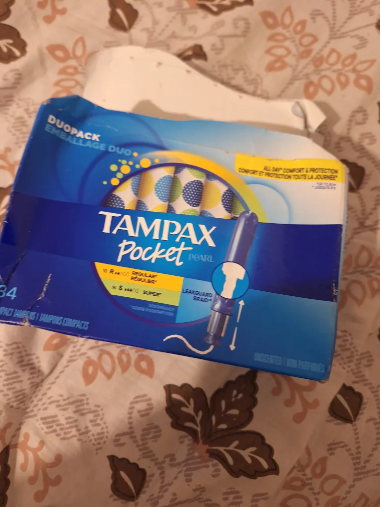 Tampax Pocket Pearl Tampons, Regular & Super thumbnail
