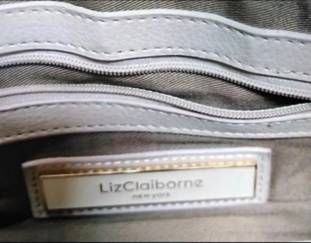 Liz Claiborne New York off-white 100% Leather Shoulder Bag image indicator(5)