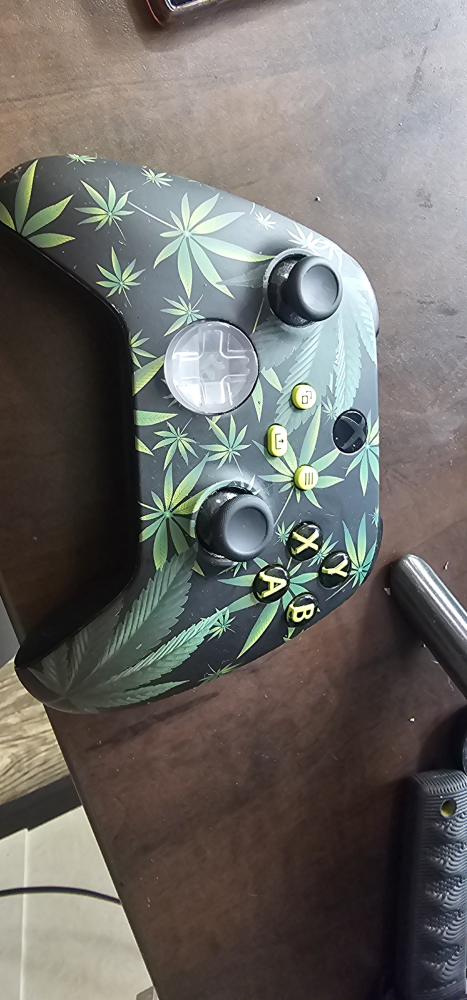 Custom Xbox Controller - Leaf Design
