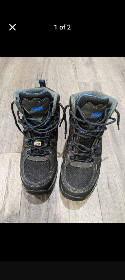 Aggressor Women's Safety Shoes.