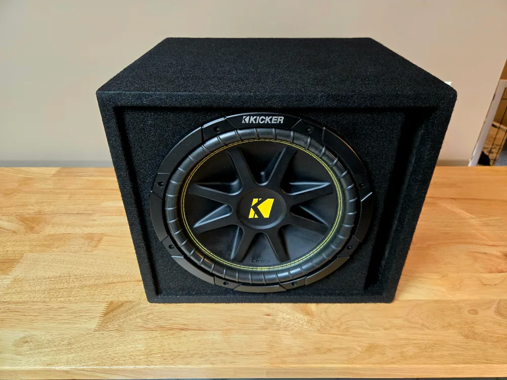 Kicker 12" subwoofer with vented Enclosure image indicator(3)