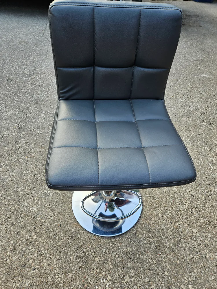 selling the Black seat of a  Swivel Bar Seat Stool thumbnail
