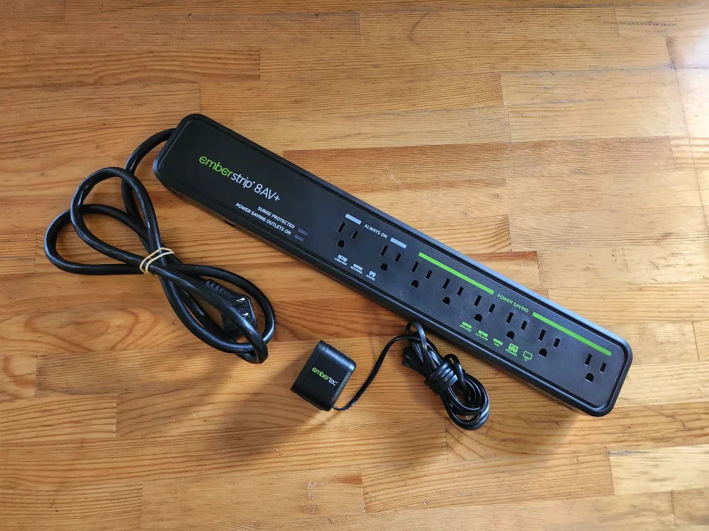 Embertec Emberstrip 8AV+ Power Bar thumbnail