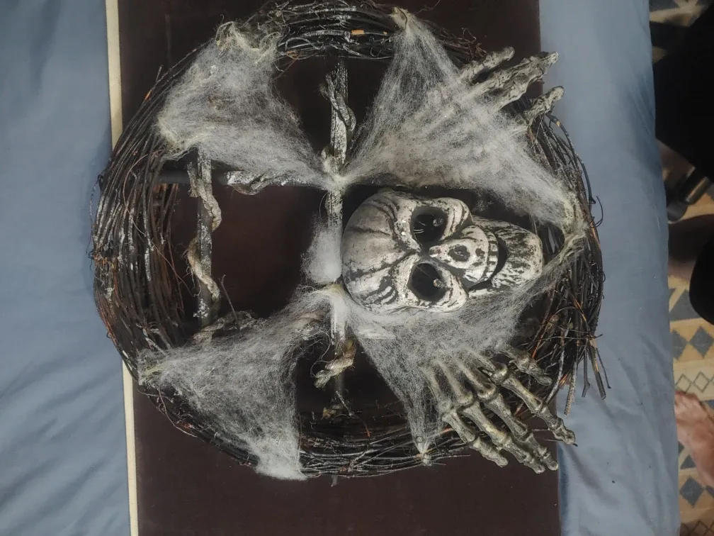 Electronic Halloween Door Wreath thumbnail