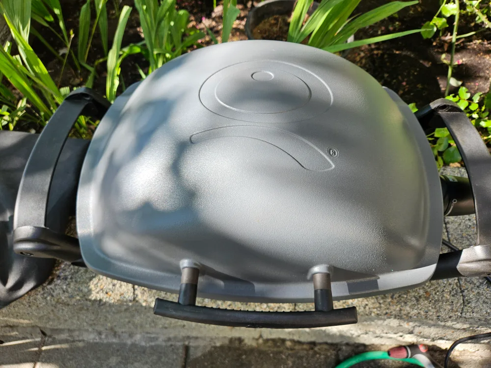 Weber Q1200 Portable Gas Grill thumbnail