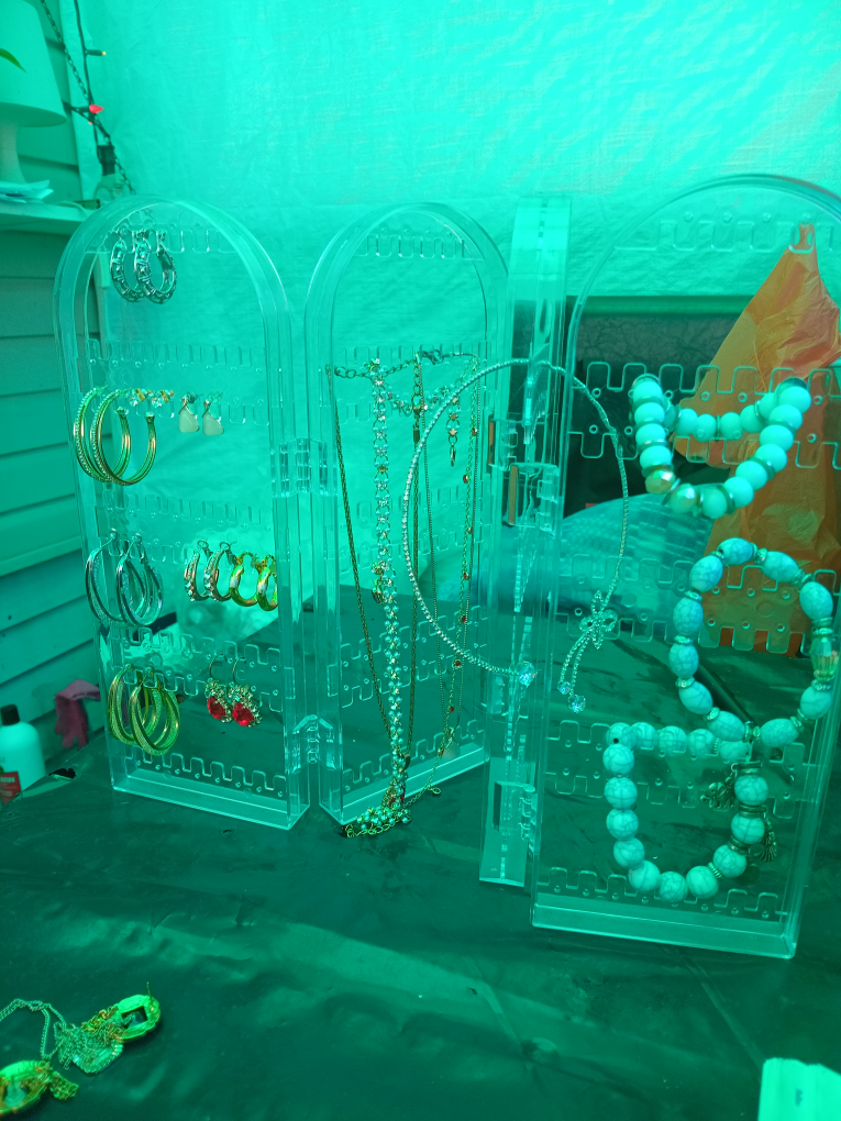 Acrylic Jewellery Organizer included all jewellery.