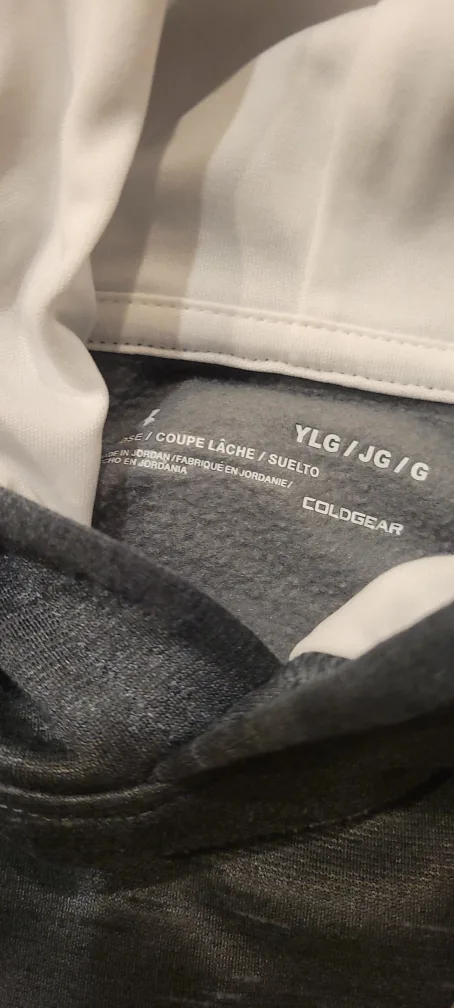 Under Armour Youth Hoodie - Size YLG/YXL image indicator(2)