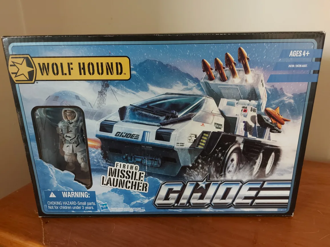 GI Joe Wolf Hound Vehicle + White Out Figure thumbnail