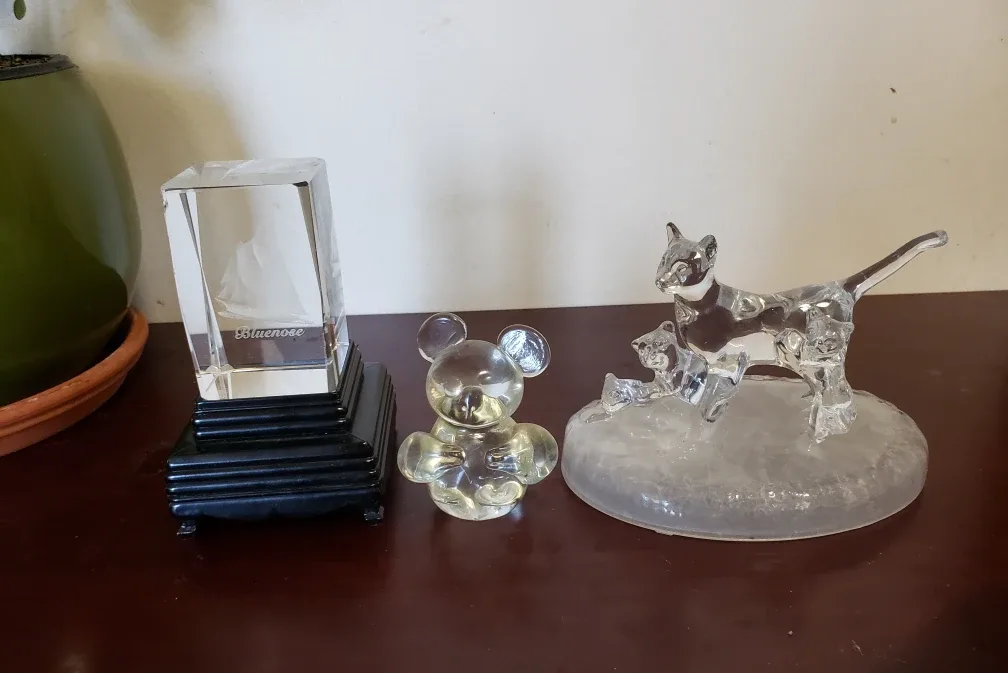 Crystal Figurines - Bluenose, Cat, mouse. thumbnail