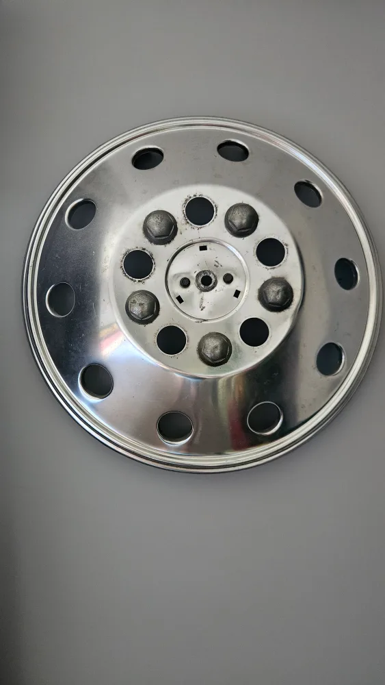 Hubcap thumbnail