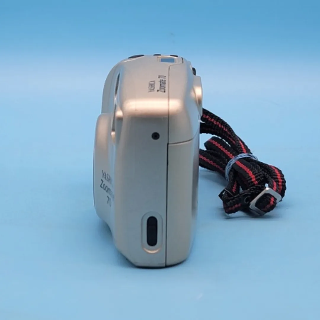 Yashica Zoomate 70 Camera image indicator(3)