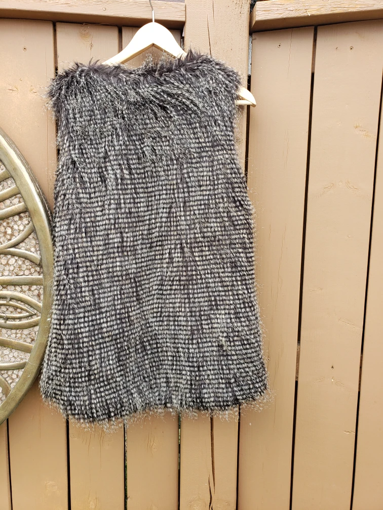 Guess Faux Fur Vest Med - photo 4